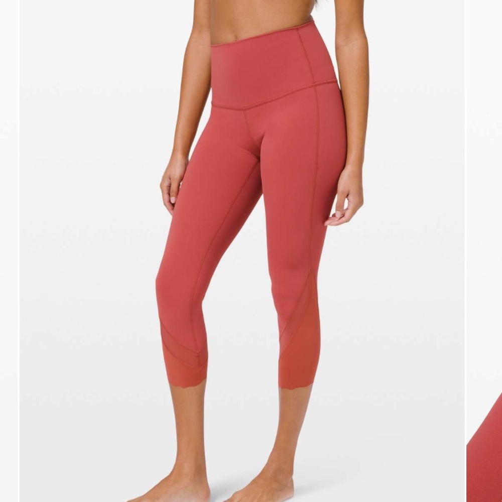 Wunder Under scallop hem full-on luxtreme leggings 23”
